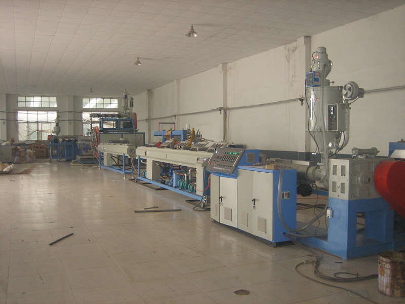 Jentera Paip Penggulungan Berdiameter Besar HDPE: Panduan Praktikal dengan Parameter Utama